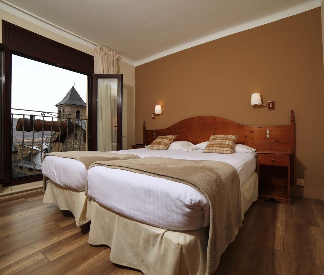 Hotel Roca เอลป์ ภายนอก รูปภาพ